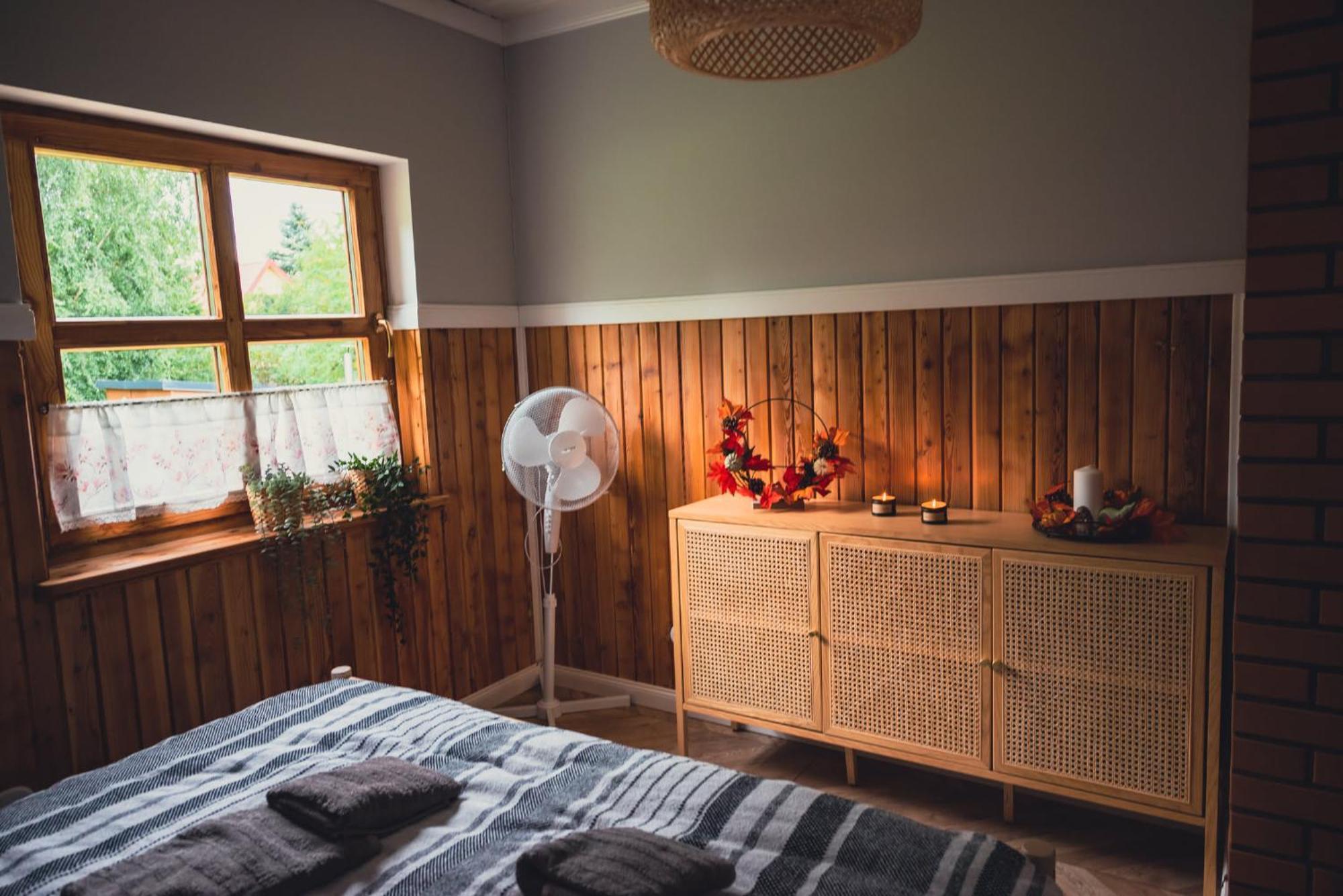 Vila Przystanek Jeziorna 49 Perlino Exteriér fotografie